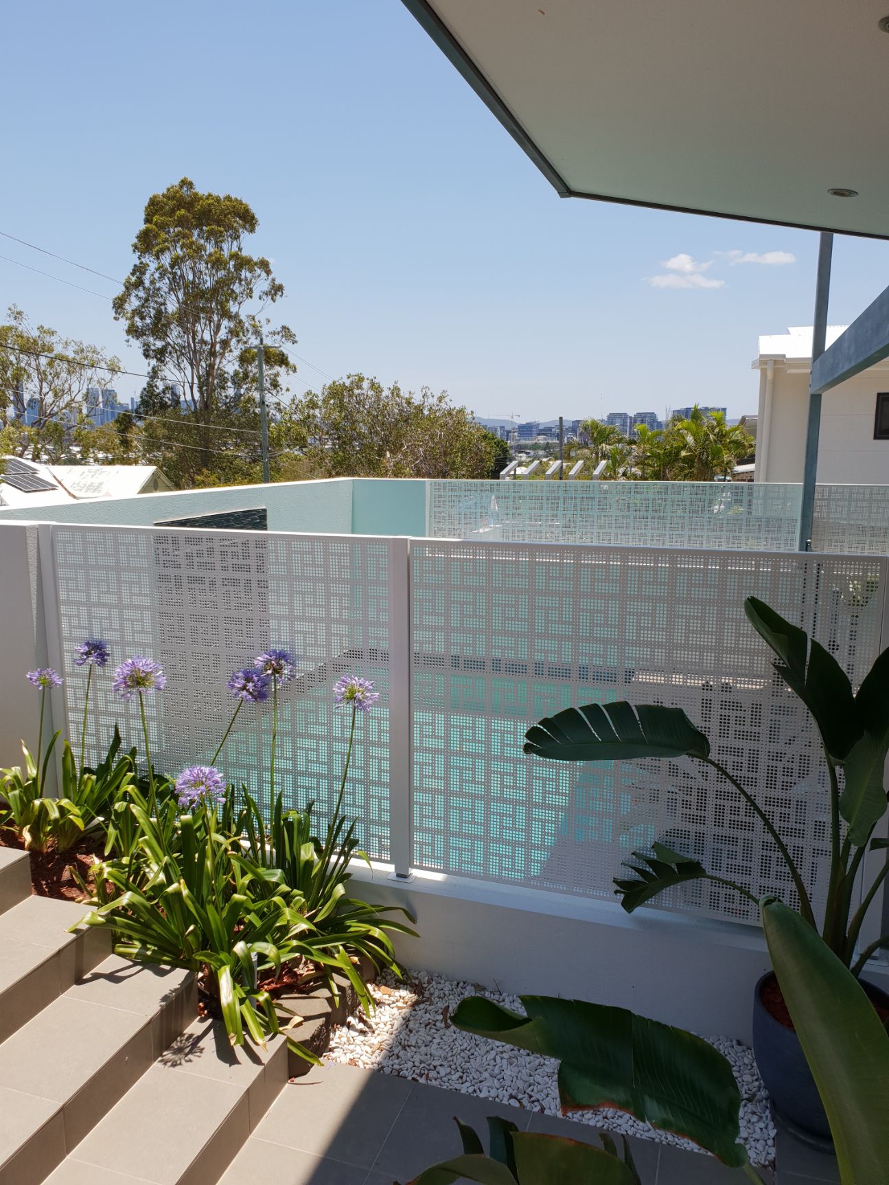 Nahosh design pool fencing in Textured White, Queensland