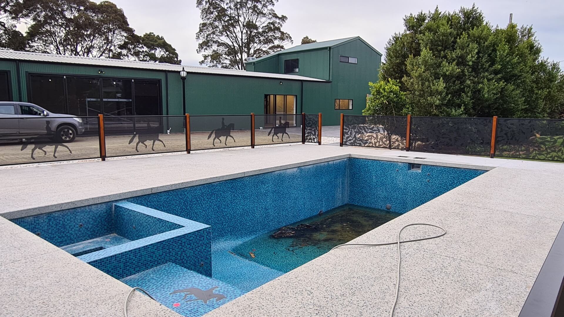 Textured Monument pool fencing, Langwarrin Victoria
